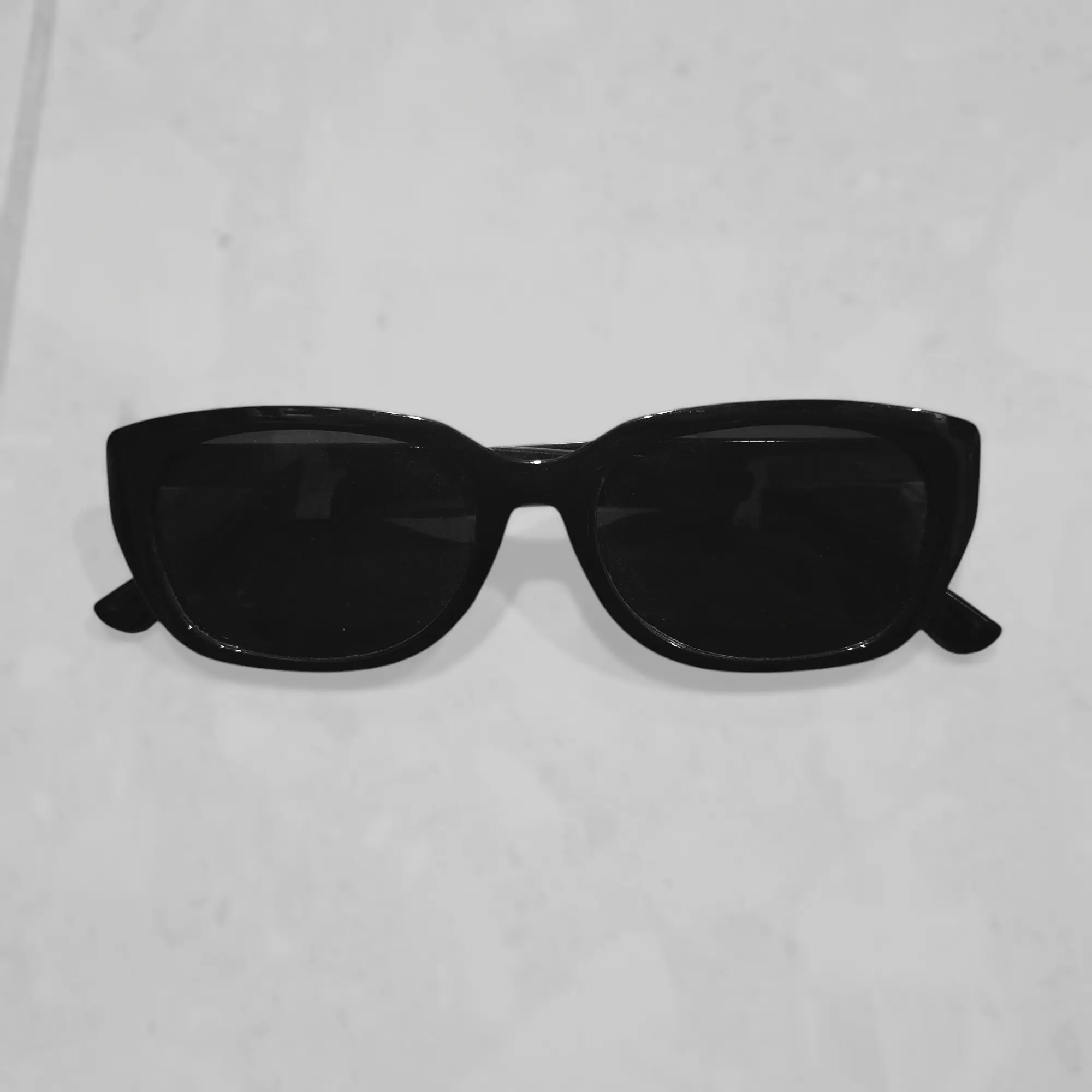 kacamata hitam model kch-011